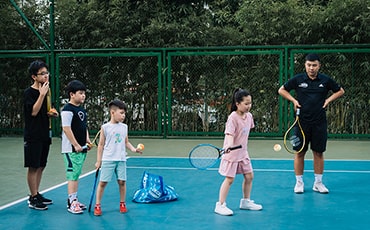 lớp dạy tennis cho trẻ em uy tín